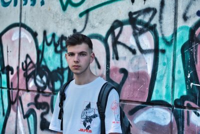Backprints maken van je saaie T-shirt een statement